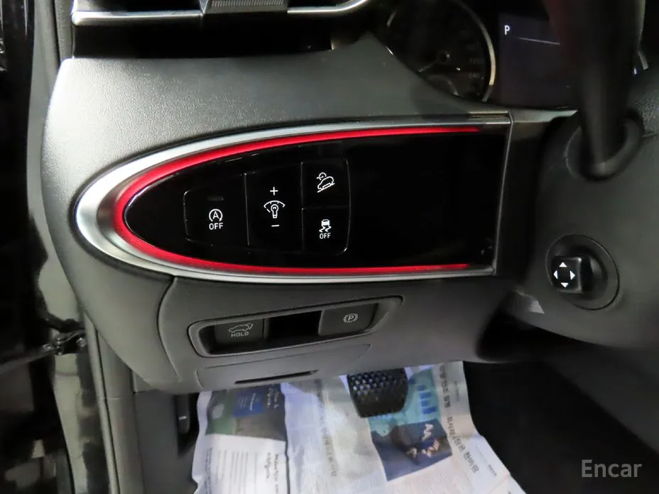 Photo 15 - Genesis GV70