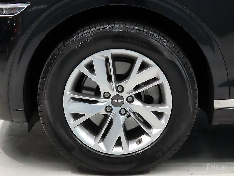 Photo 20 - Genesis GV70