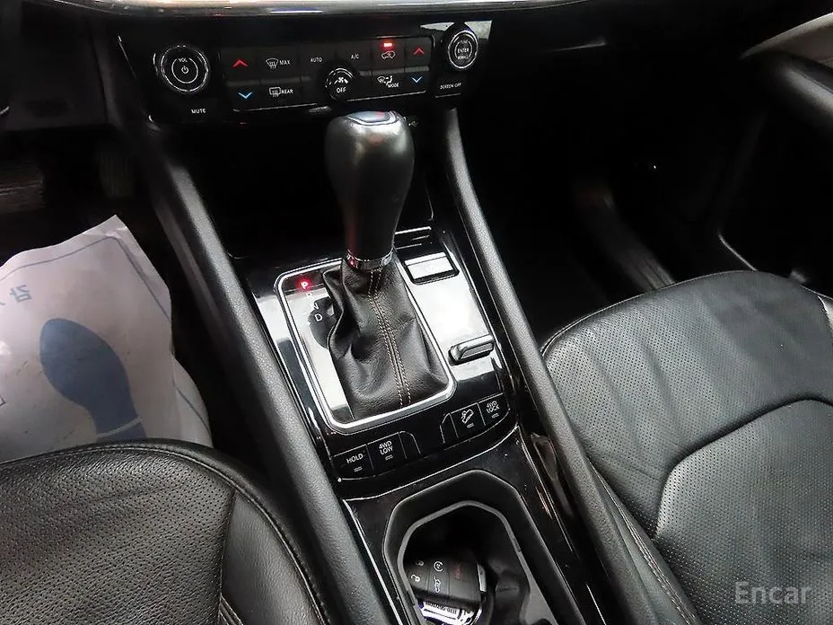 Фото 10 - Jeep Compass