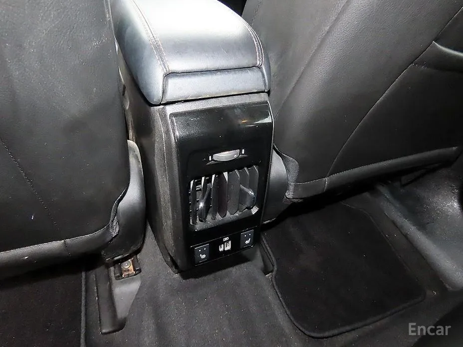 Фото 15 - Jeep Compass