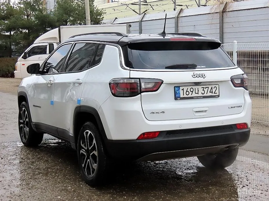 Фото 3 - Jeep Compass