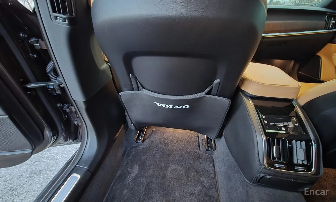 Фото 20 - Volvo S90
