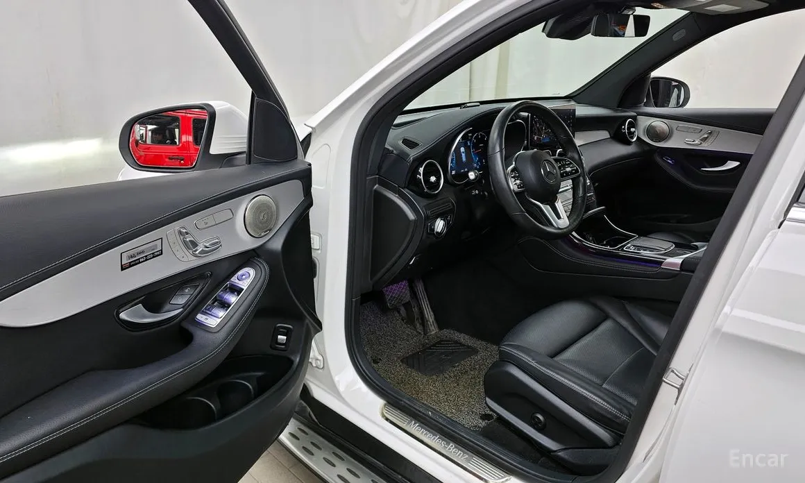 Фото 10 - Mercedes-Benz GLC-Class