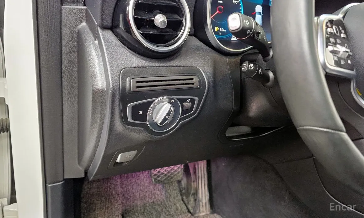 Фото 16 - Mercedes-Benz GLC-Class