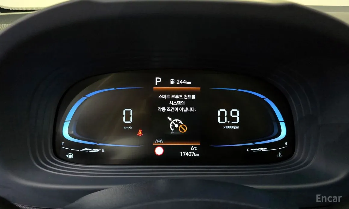 Фото 8 - Hyundai Venue