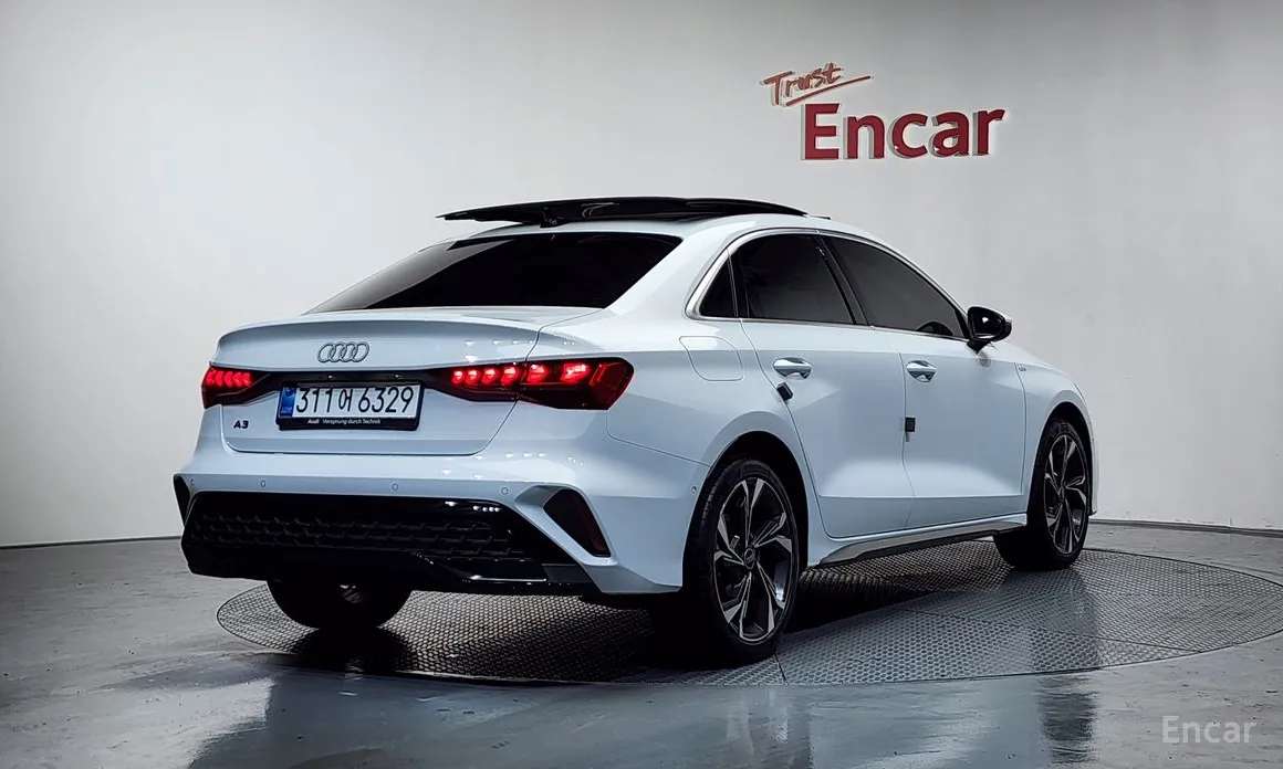 Фото 2 - Audi A3