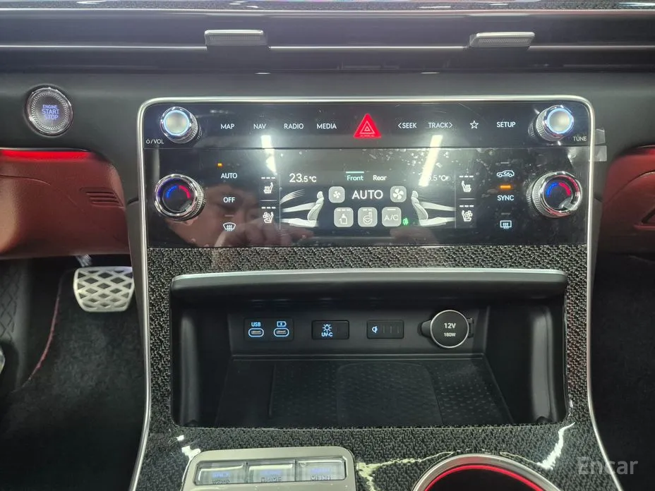 Фото 12 - Genesis GV80