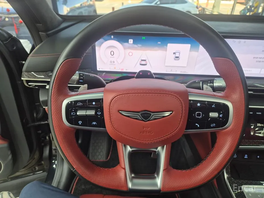 Фото 9 - Genesis GV80