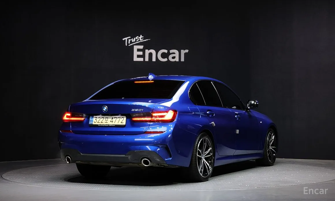 Photo 2 - BMW 3 Series