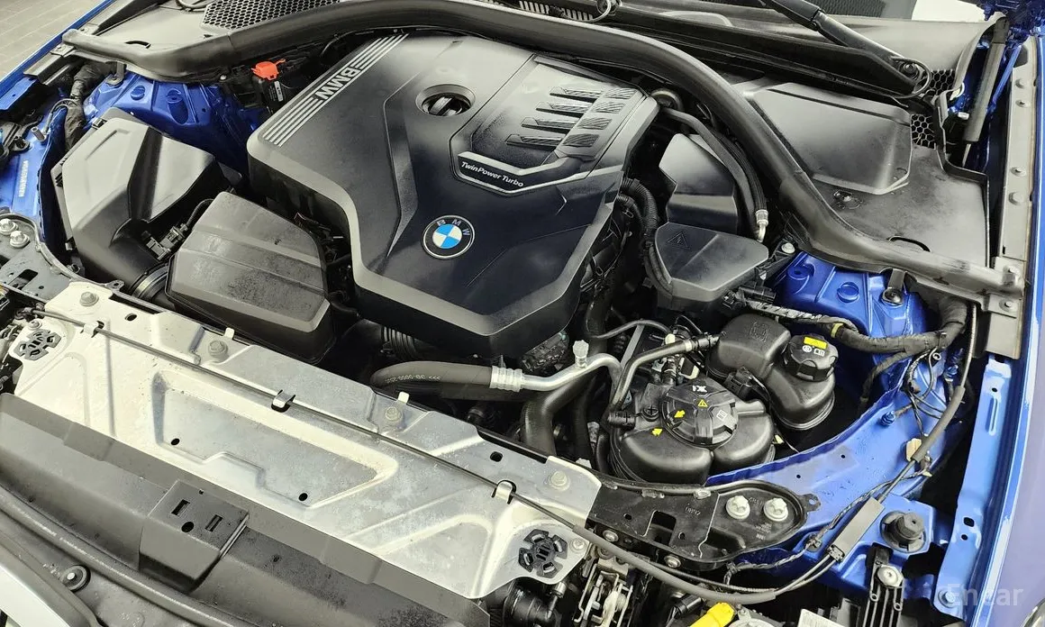 Photo 6 - BMW 3 Series