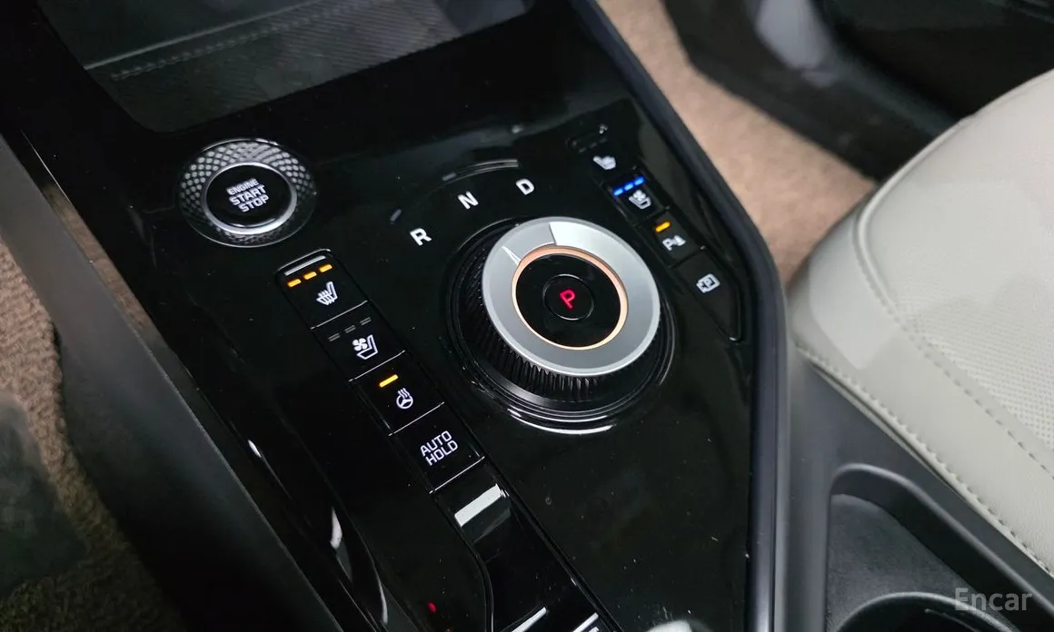 Фото 9 - Kia Niro