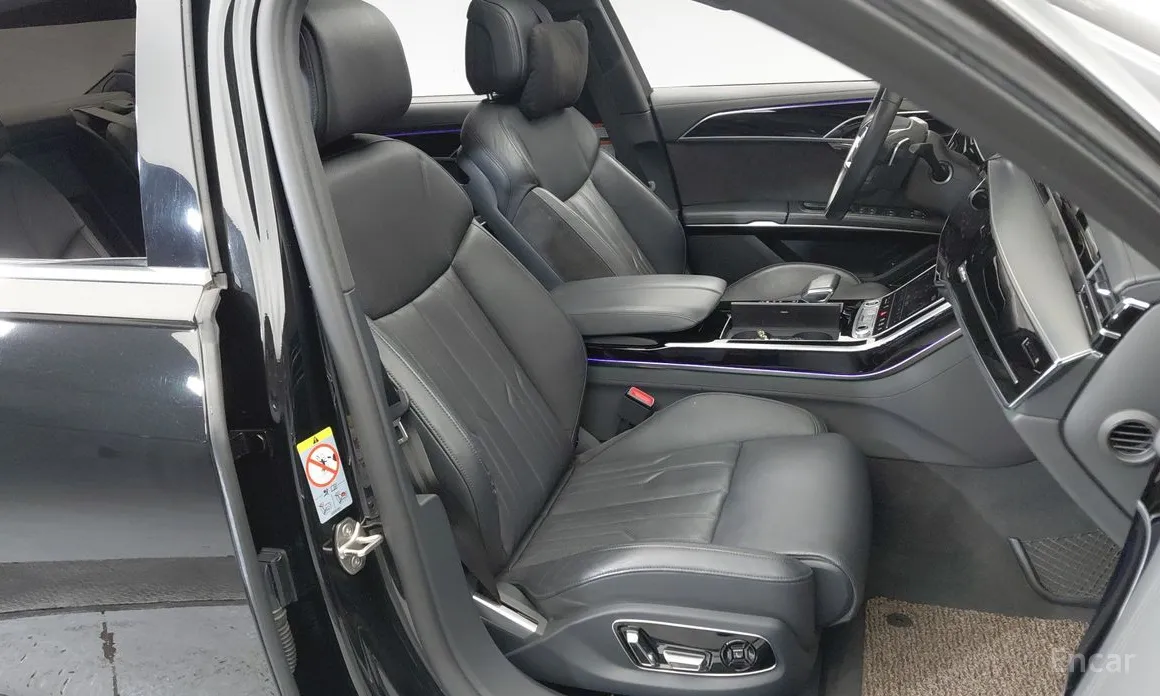 Фото 11 - Audi A8