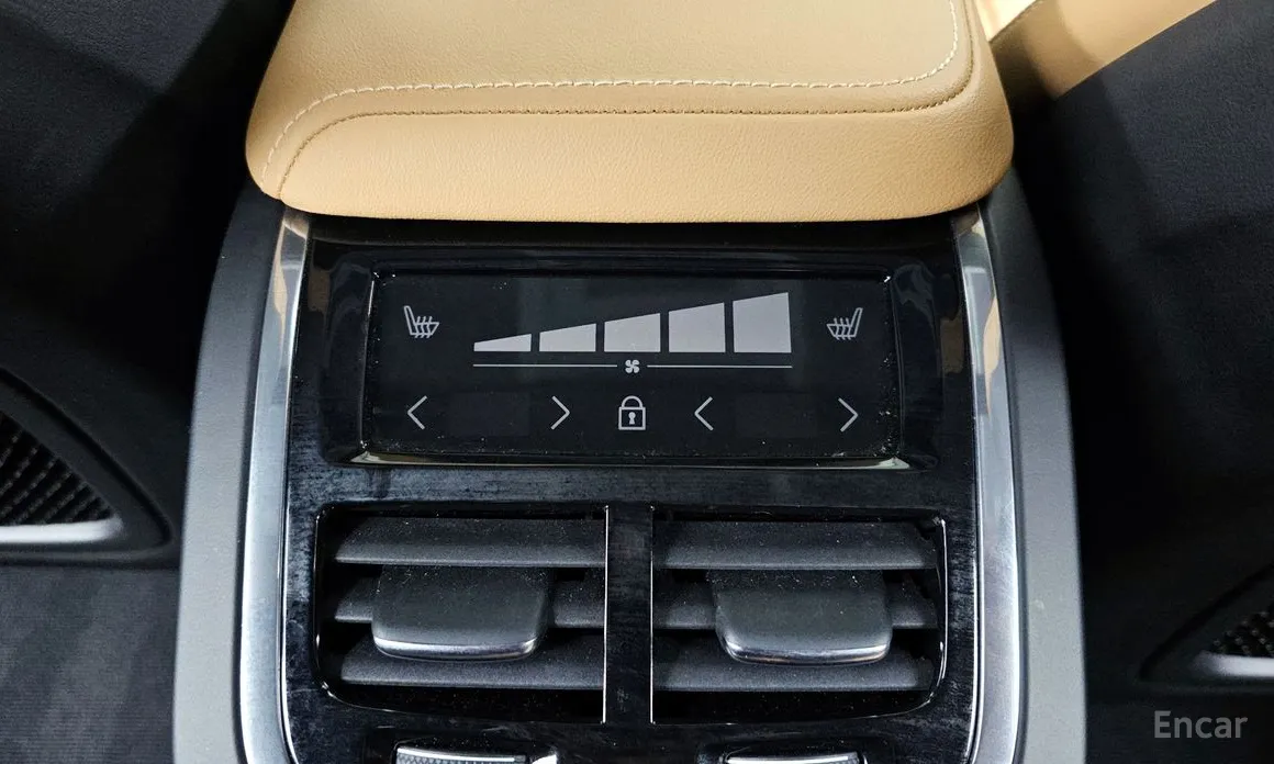 Фото 19 - Volvo S60