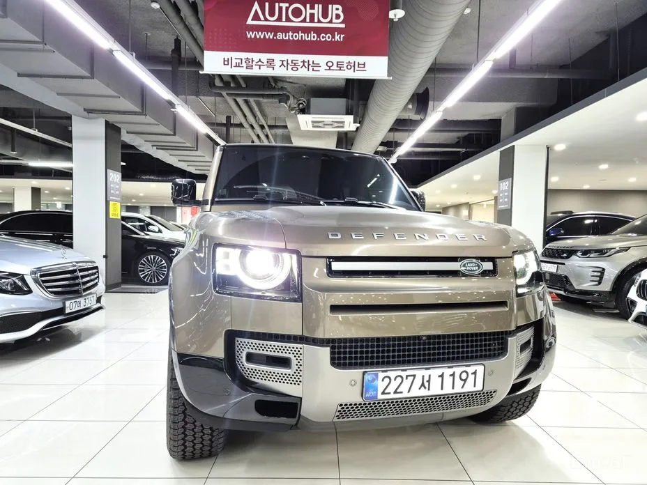 Фото 1 - Land Rover Defender