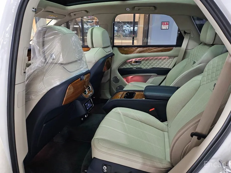Фото 6 - Bentley Bentayga