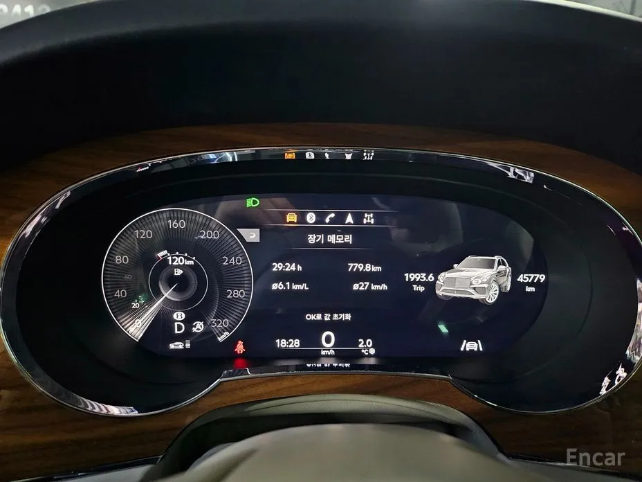 Фото 9 - Bentley Bentayga