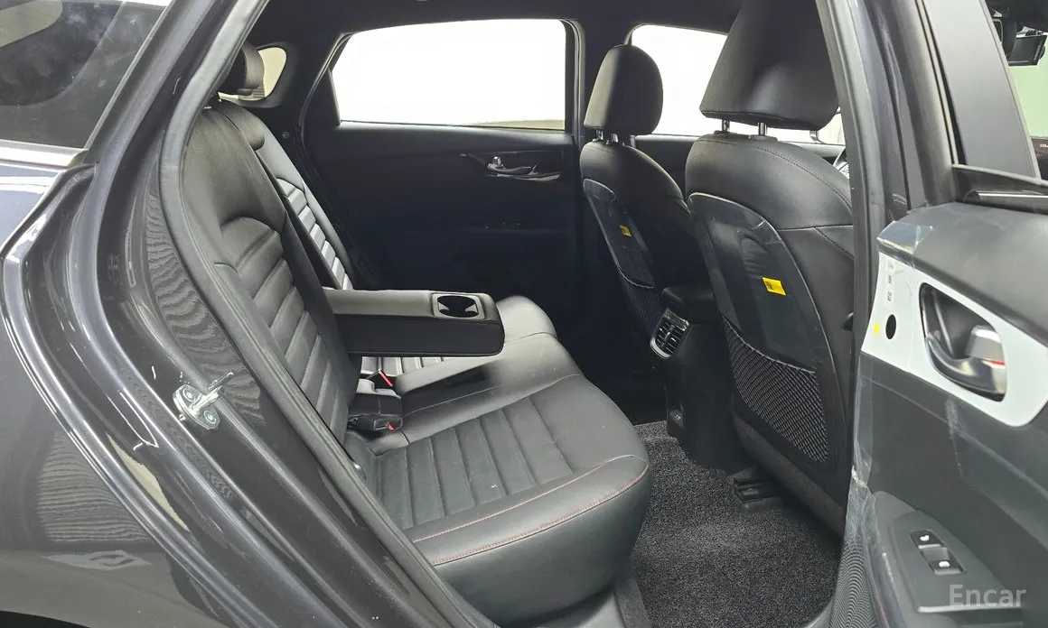 Фото 12 - Kia K3