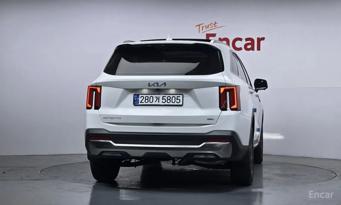 Фото 4 - Kia Sorento