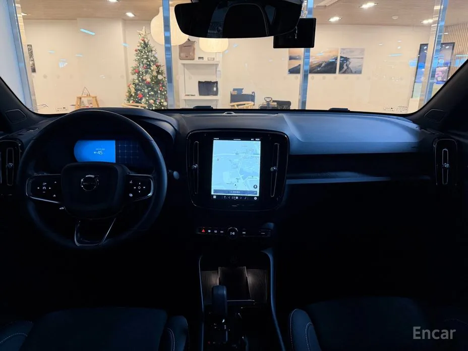 Фото 7 - Volvo C40