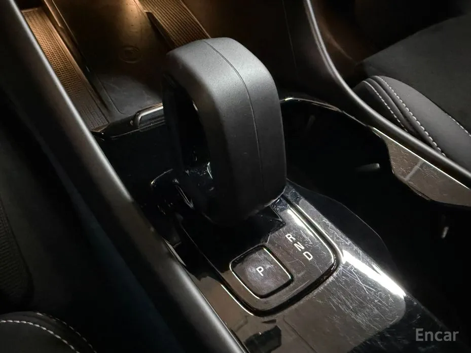 Фото 9 - Volvo C40