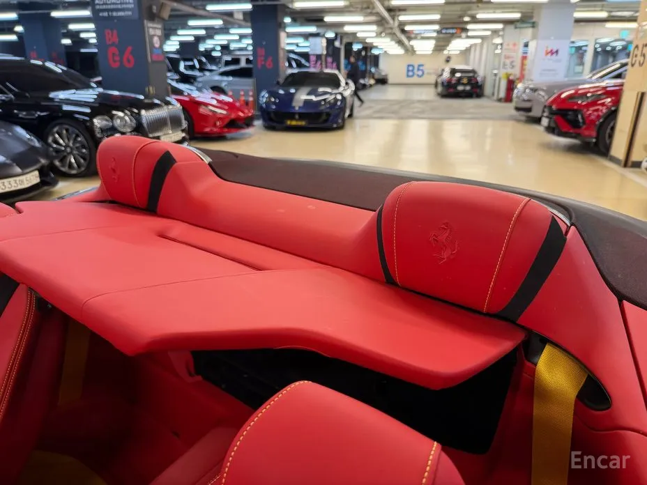 Фото 13 - Ferrari Roma