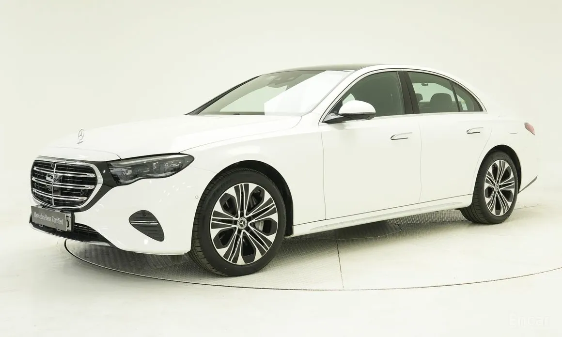 Фото 1 - Mercedes-Benz E-Class