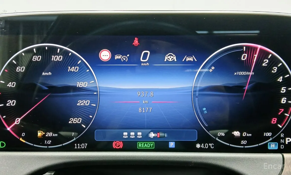 Фото 20 - Mercedes-Benz E-Class