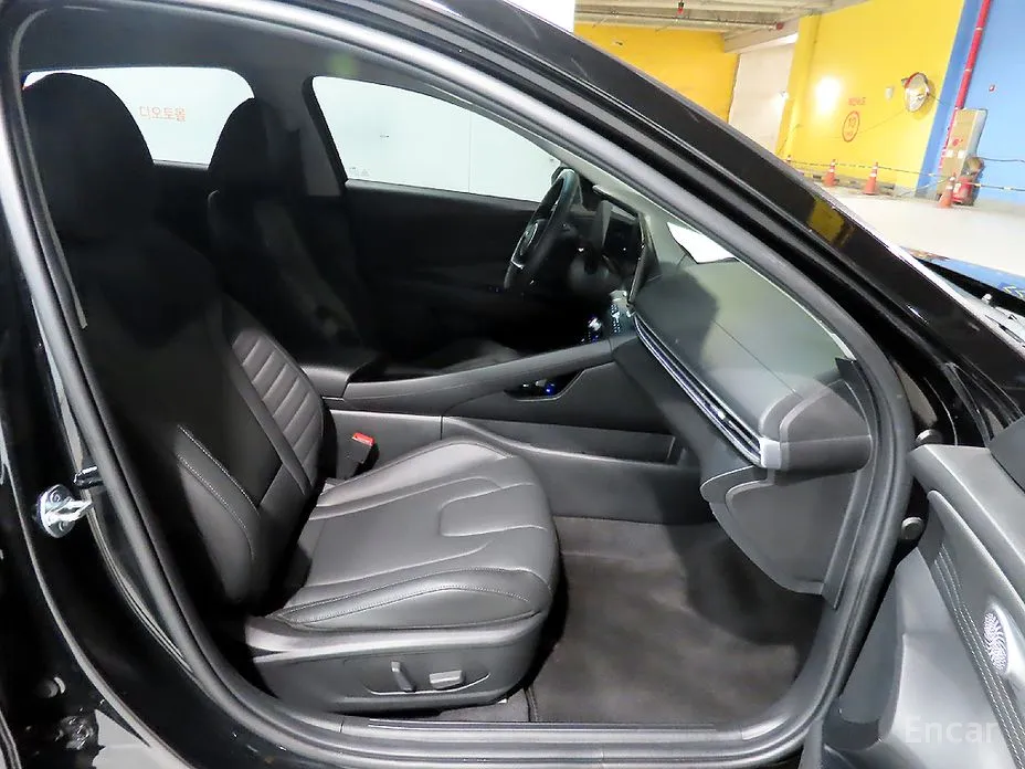 Hyundai Avante 2023 1.6