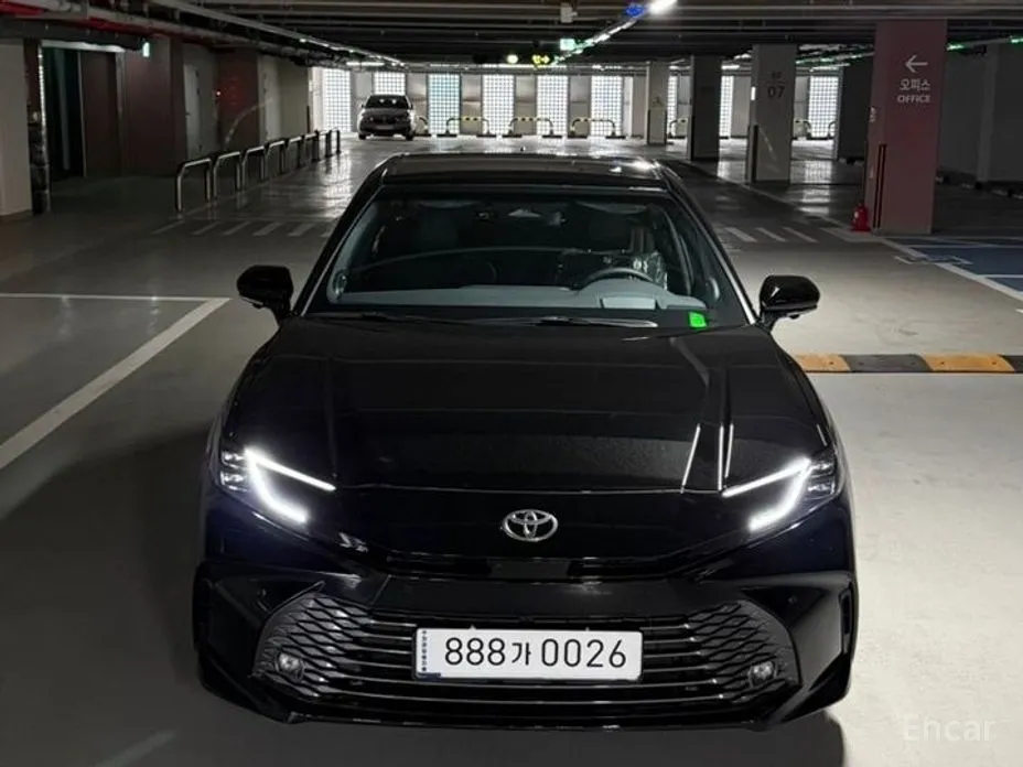 Фото 1 - Toyota Camry