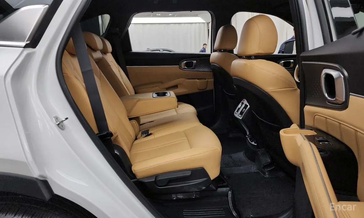 Фото 12 - Kia Sorento