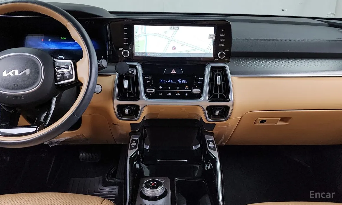 Фото 14 - Kia Sorento