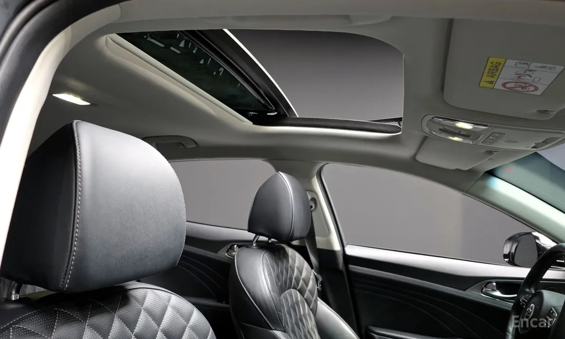 Фото 20 - Kia Stinger