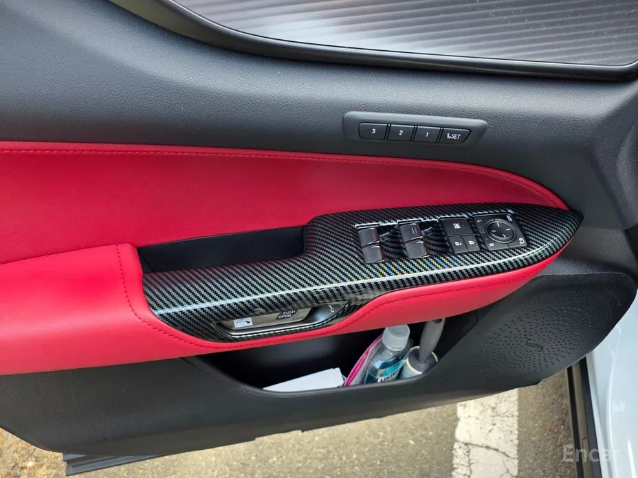 Фото 15 - Lexus NX