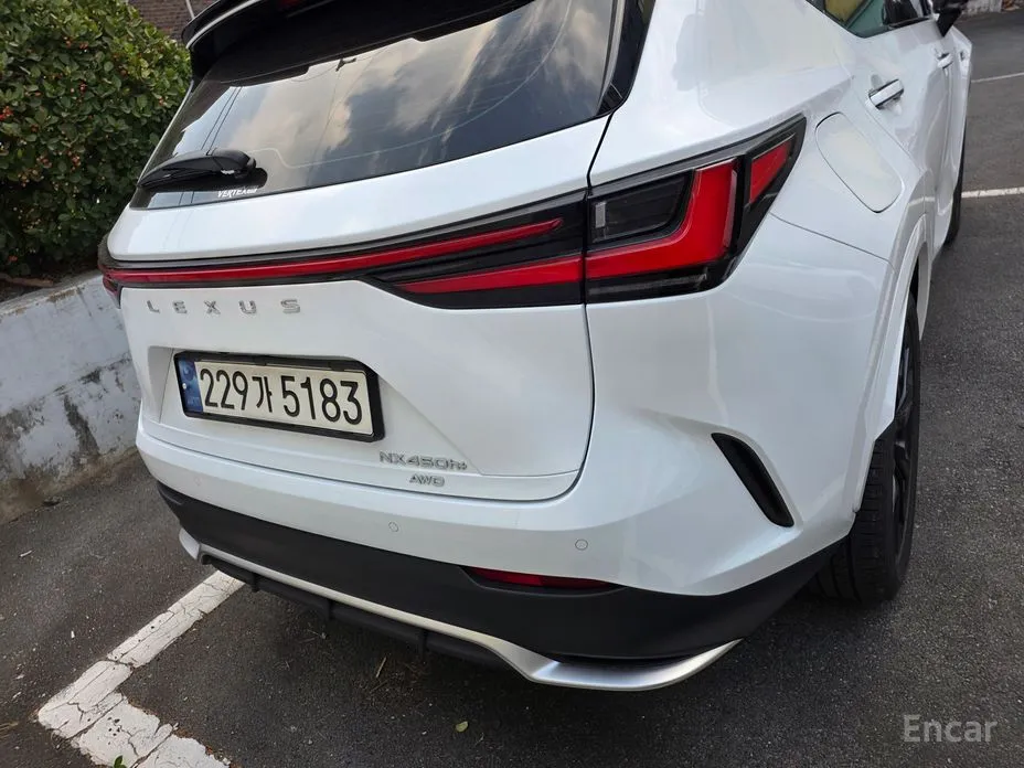 Фото 4 - Lexus NX