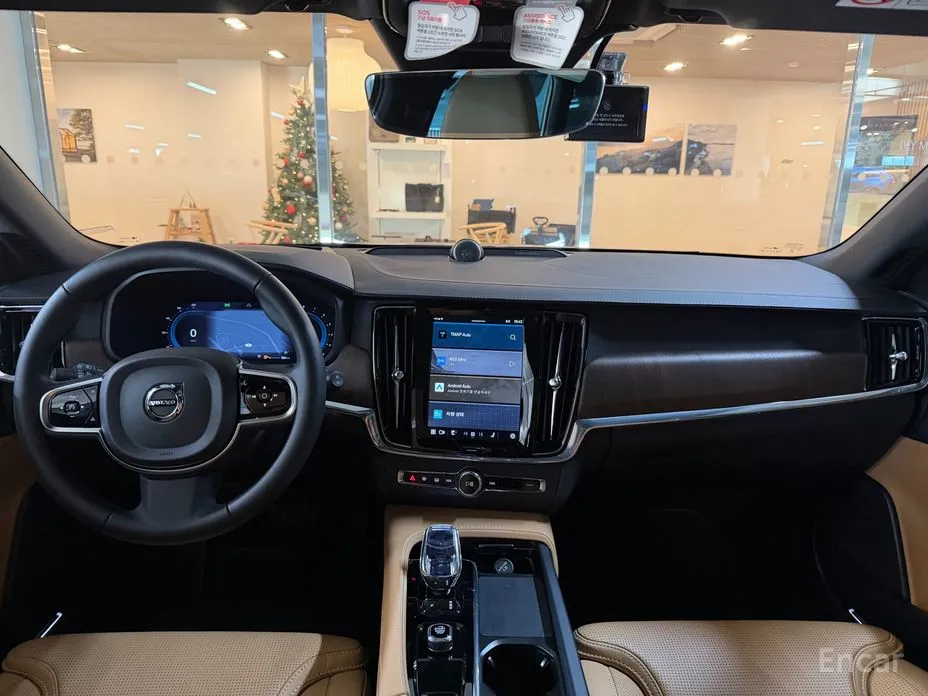 Фото 7 - Volvo V90