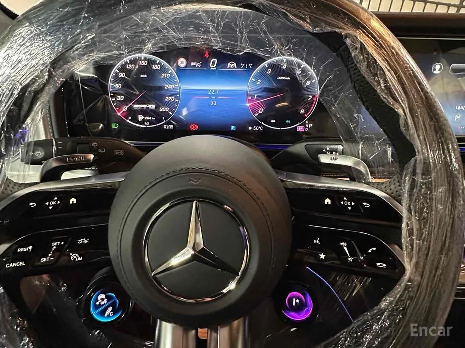 Фото 9 - Mercedes-Benz G-Class