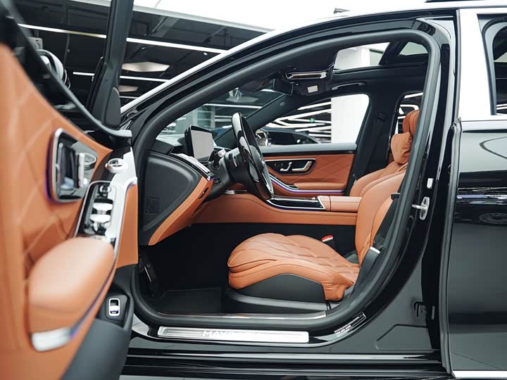 Фото 5 - Mercedes-Benz Maybach S-Class
