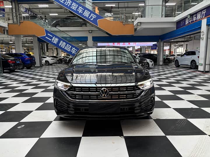 Фото 2 - Volkswagen Sagitar L