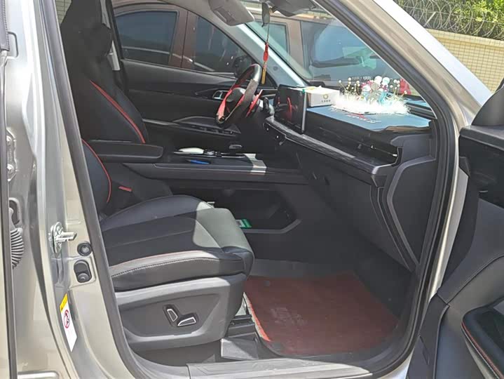 Фото 8 - Changan Oshan Z6