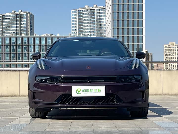 Фото 2 - Zeekr 001