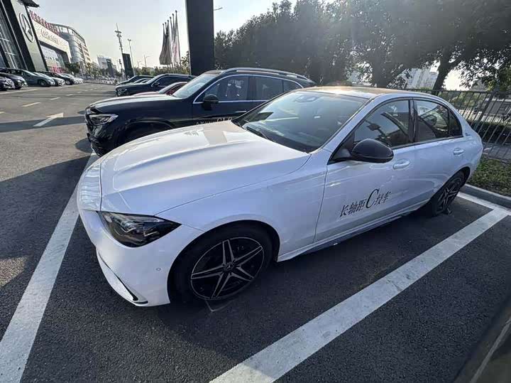 Фото 2 - Mercedes-Benz C-Class