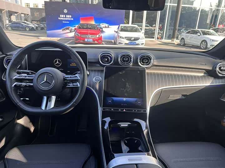 Фото 6 - Mercedes-Benz C-Class