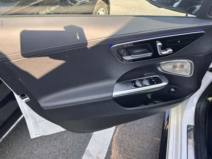 Фото 7 - Mercedes-Benz C-Class