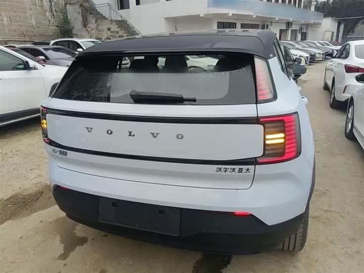 Фото 6 - Volvo EX30