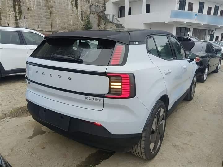 Фото 7 - Volvo EX30