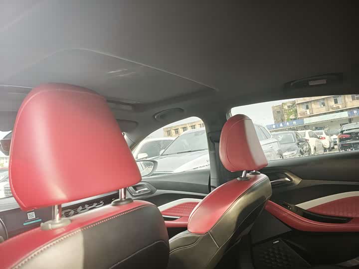 Фото 7 - MG Motor 5