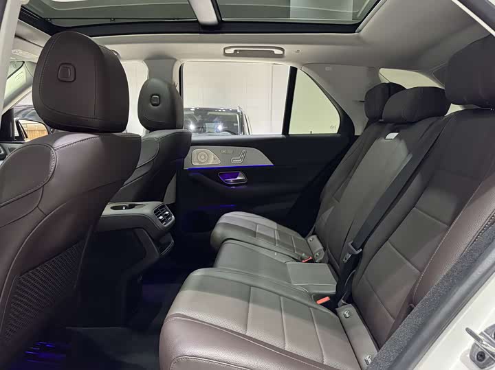 Фото 7 - Mercedes-Benz GLE-Class