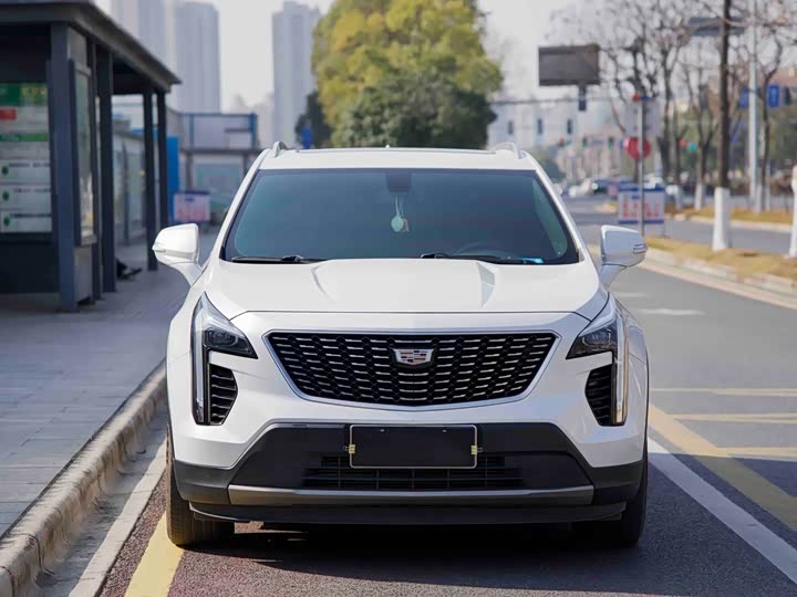 Фото 2 - Cadillac XT4