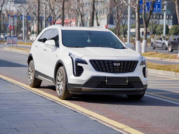 Фото 3 - Cadillac XT4