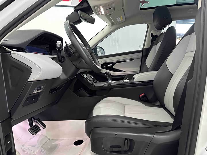 Фото 8 - Land Rover Range Rover Evoque L